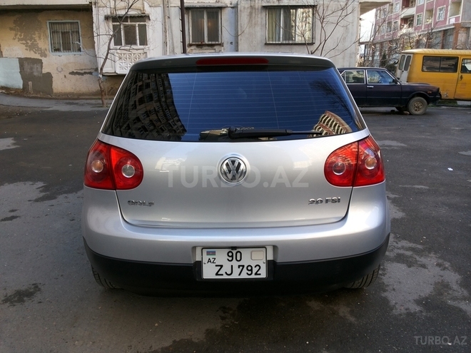 Volkswagen Golf 2004, 155,500 km - 2.0 l - Bakı