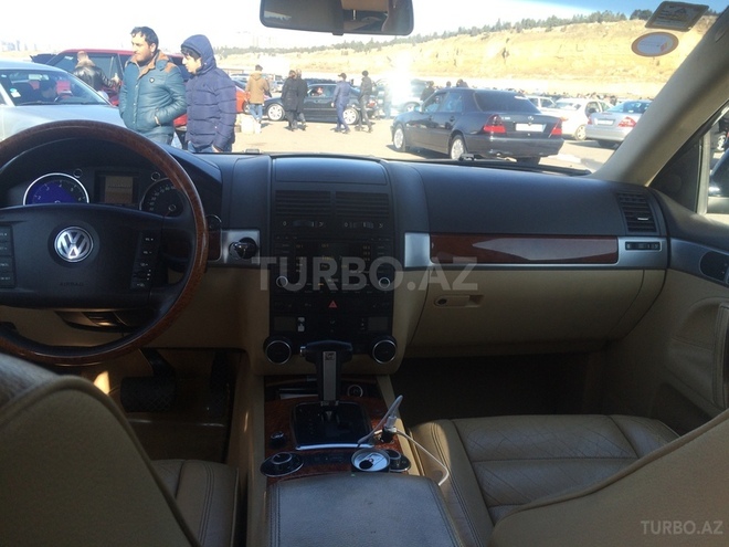 Volkswagen Touareg 2005, 129,000 km - 3.2 l - Bakı