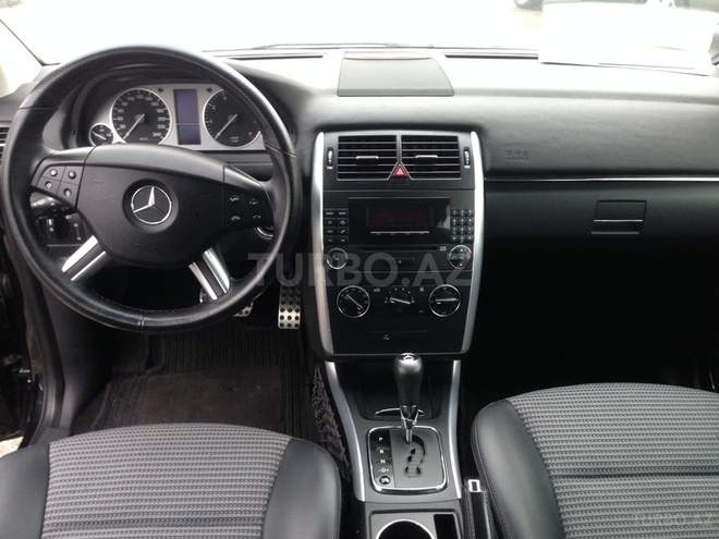 Mercedes B 170 2008, 91,500 km - 1.7 л - Bakı