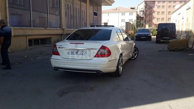 Mercedes E 350 2008, 80,008 km - 3.5 l - Bakı