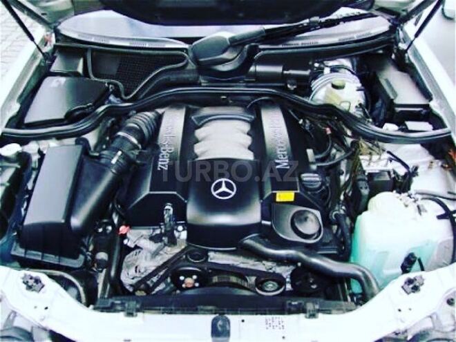 Mercedes E 240 2000, 118,000 km - 2.4 л - Bakı