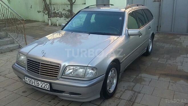 Mercedes C 220 1999, 215,000 km - 2.2 l - Bakı