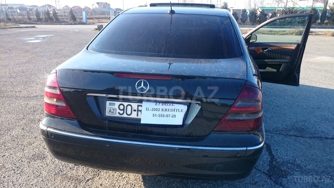 Mercedes E 270 2001, 2,600,000 km - 2.7 l - Bakı
