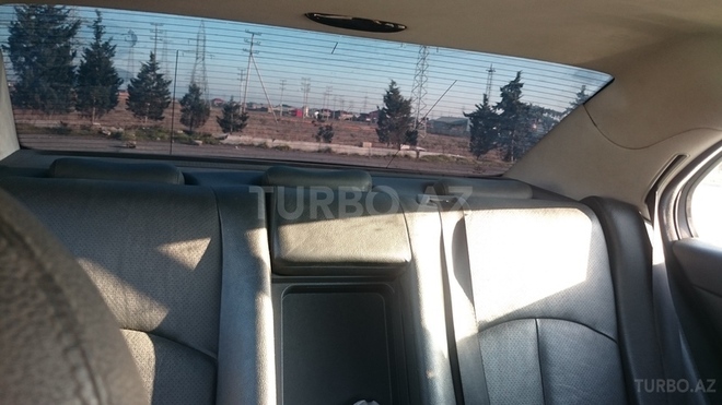 Mercedes E 270 2001, 2,600,000 km - 2.7 l - Bakı