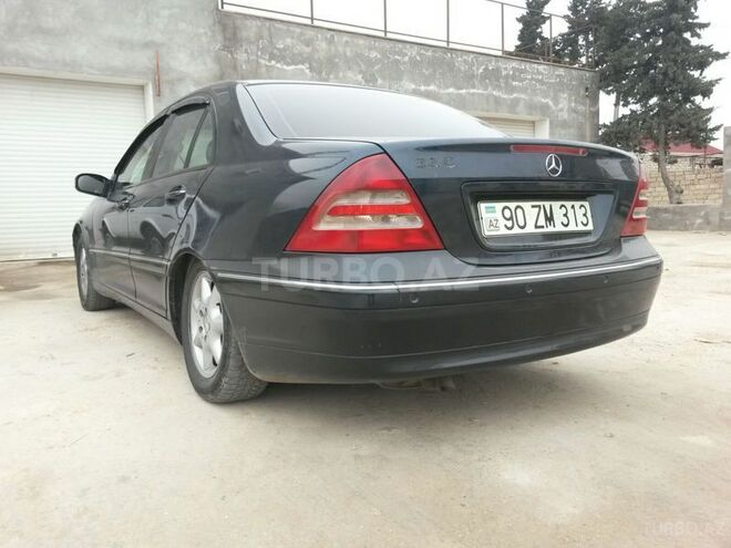 Mercedes C 200 2000, 250,000 km - 2.0 л - Bakı