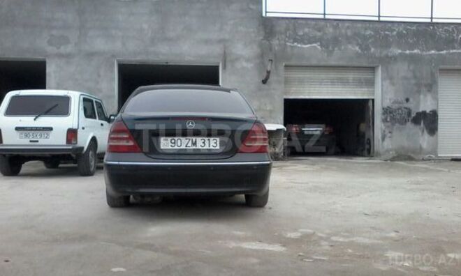 Mercedes C 200 2000, 250,000 km - 2.0 л - Bakı