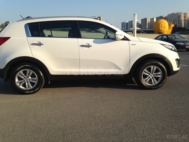 Kia Sportage 2010, 106,000 km - 2.0 л - Bakı