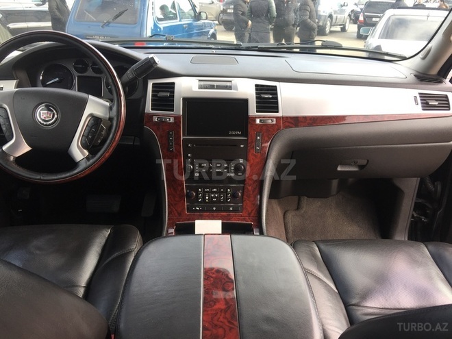 Cadillac Escalade 2008, 104,000 km - 6.2 l - Bakı