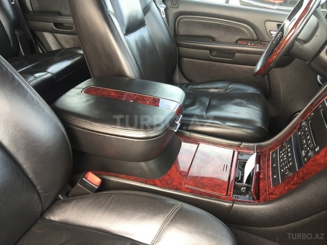 Cadillac Escalade 2008, 104,000 km - 6.2 l - Bakı