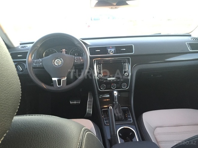 Volkswagen Passat 2014, 10,494 km - 1.8 l - Naxçıvan