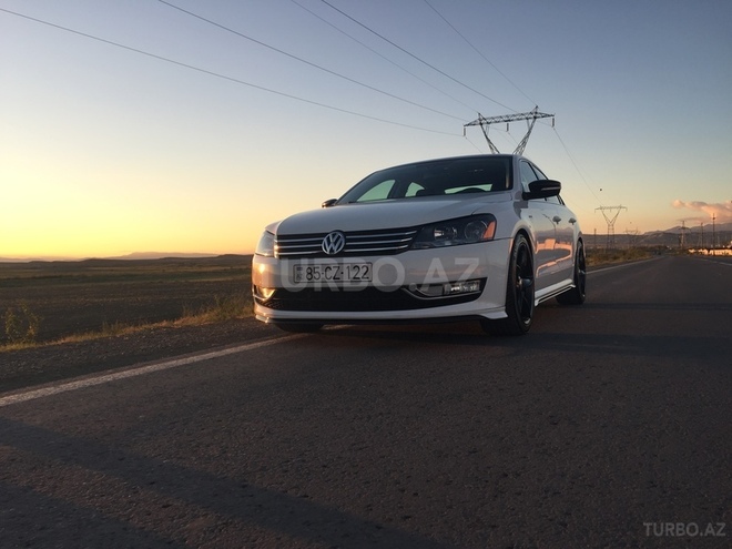 Volkswagen Passat 2014, 10,494 km - 1.8 l - Naxçıvan