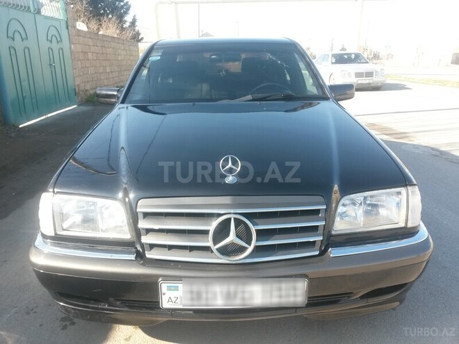 Mercedes C 220 1998, 240,656 km - 2.2 l - Bakı