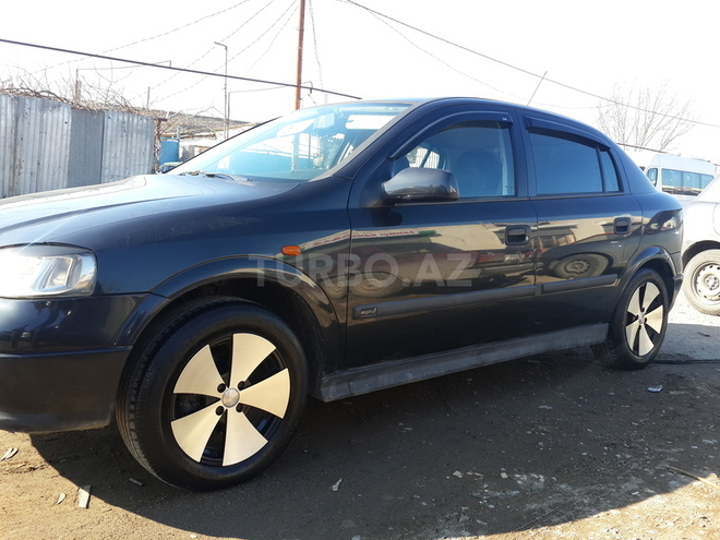 Opel Astra 1988, 111,000 km - 1.4 l - Sumqayıt