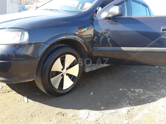 Opel Astra 1988, 111,000 km - 1.4 l - Sumqayıt