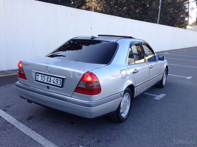 Mercedes C 200 1995, 200,000 km - 2.0 l - Sumqayıt