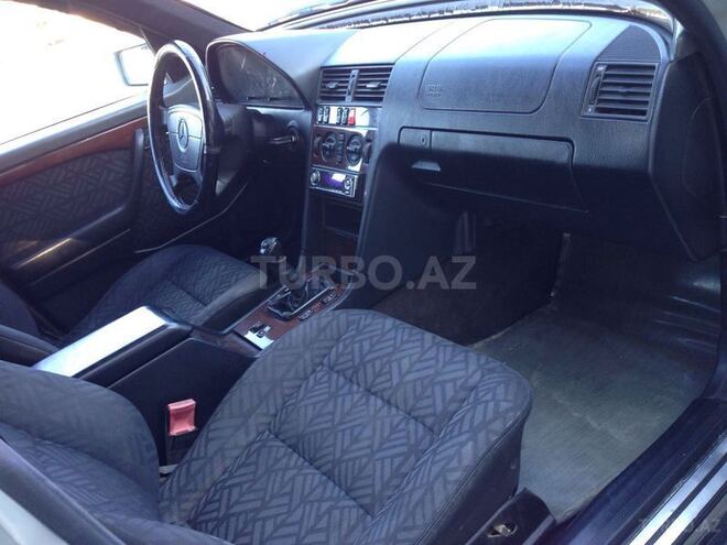 Mercedes C 200 1995, 200,000 km - 2.0 l - Sumqayıt