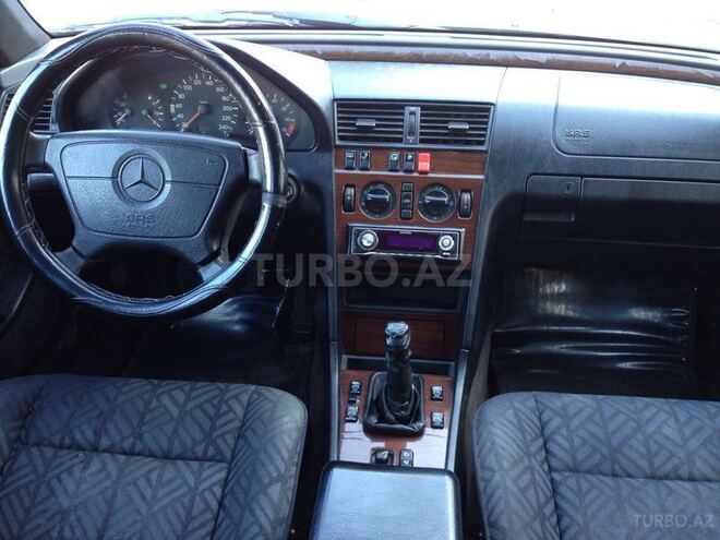 Mercedes C 200 1995, 200,000 km - 2.0 l - Sumqayıt