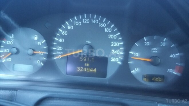 Mercedes E 220 2001, 324,944 km - 2.2 l - Lənkəran
