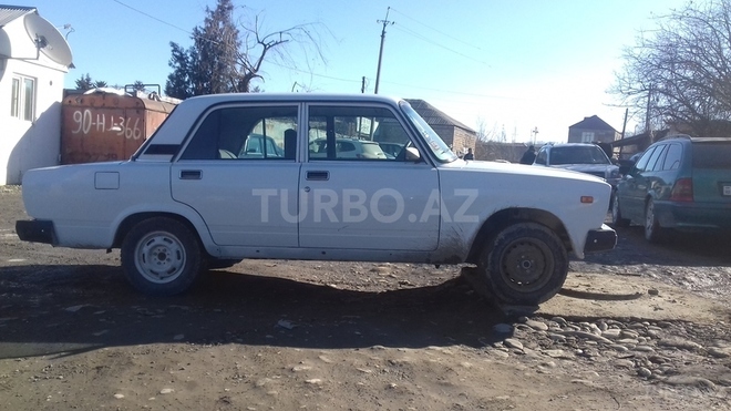 LADA (VAZ) 2107 2006, 3,802 km - 1.6 l - Quba