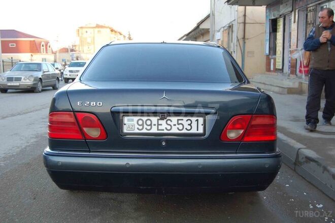 Mercedes E 200 1997, 340,000 km - 2.0 l - Bakı