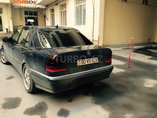 Mercedes C 240 1997, 3,000,000 km - 2.4 л - Bakı