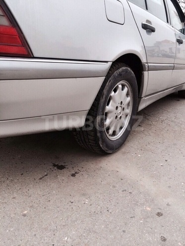 Mercedes C 240 1998, 271,000 km - 2.4 л - Bakı