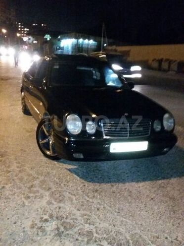 Mercedes E 240 1997, 338,000 km - 2.4 l - Bakı