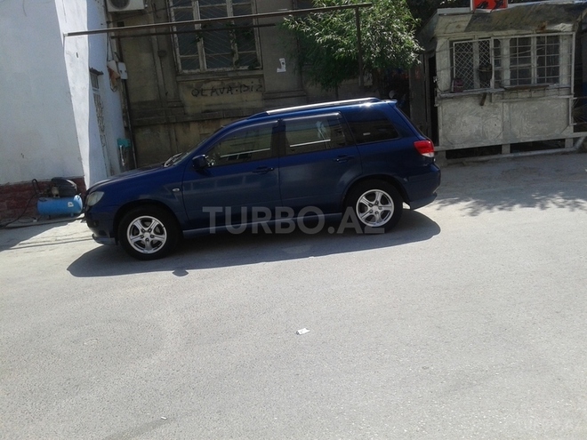 Mitsubishi Airtrek 2003, 148,000 km - 2.0 л - Bakı