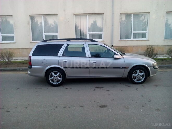 Opel Vectra 1998, 225,000 km - 2.0 л - Sumqayıt