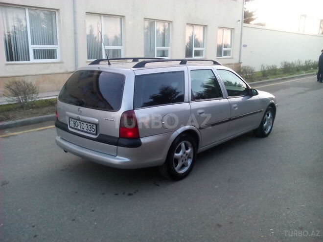 Opel Vectra 1998, 225,000 km - 2.0 л - Sumqayıt