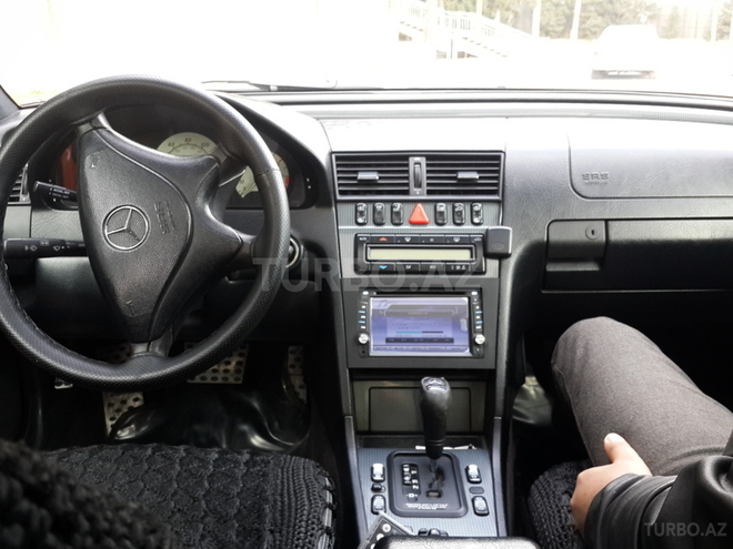Mercedes C 280 2000, 189,000 km - 2.8 л - Bakı