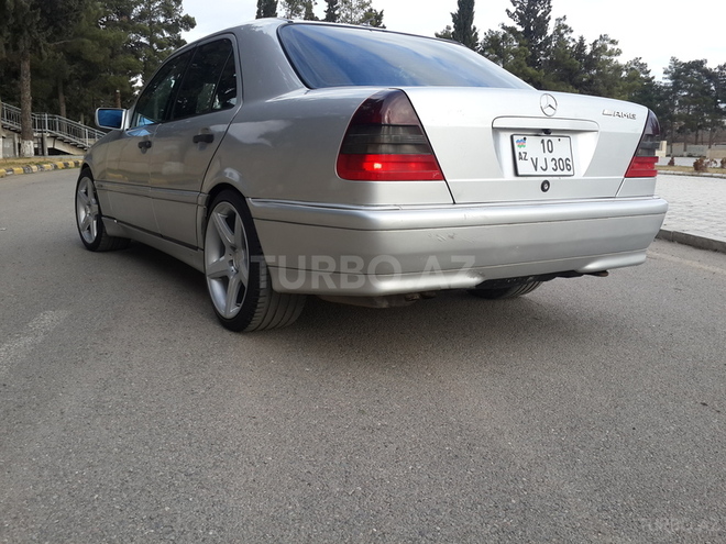 Mercedes C 280 2000, 189,000 km - 2.8 л - Bakı