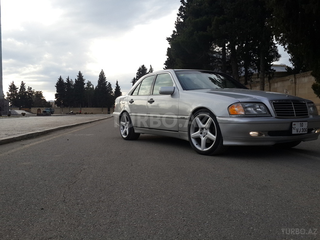 Mercedes C 280 2000, 189,000 km - 2.8 л - Bakı