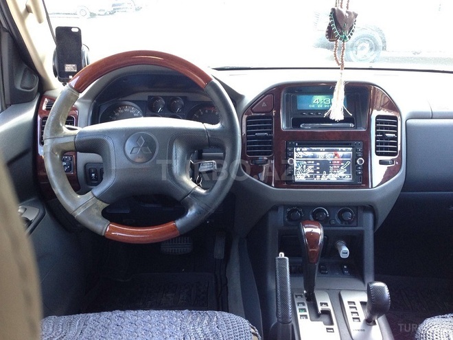 Mitsubishi Pajero 2006, 252,000 km - 3.0 l - Sumqayıt