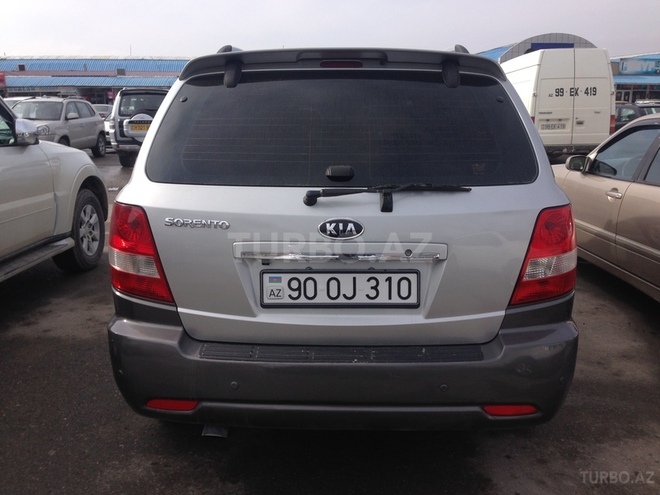 Kia Sorento 2004, 260,000 km - 2.5 l - Bakı