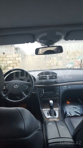 Mercedes E 240 2002, 195,000 km - 2.4 l - Bakı