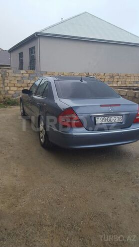 Mercedes E 240 2002, 195,000 km - 2.4 l - Bakı