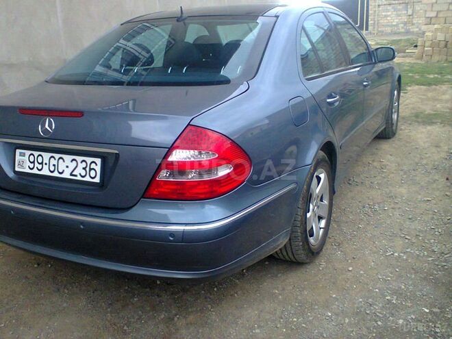 Mercedes E 240 2002, 195,000 km - 2.4 l - Bakı