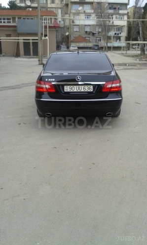 Mercedes E 300 2010, 60,000 km - 3.0 l - Bakı