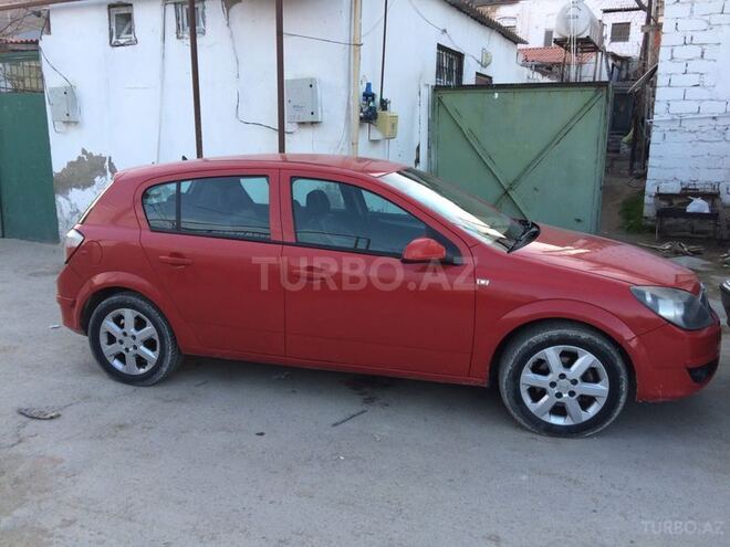 Opel Astra 2005, 122,000 km - 1.8 l - Bakı