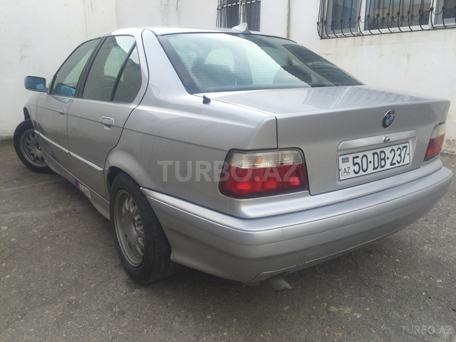 BMW 320 1991, 167,000 km - 2.0 l - Sumqayıt