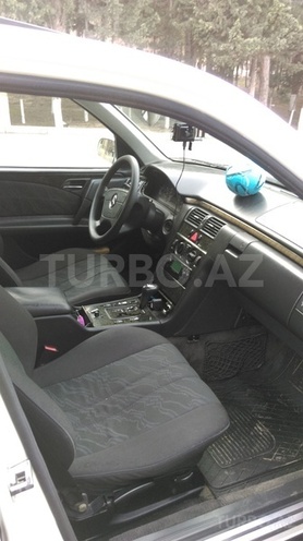 Mercedes E 220 1998, 238,600 km - 2.2 l - Xırdalan
