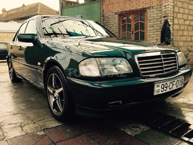Mercedes C 200 1999, 147,000 km - 2.0 л - Şirvan