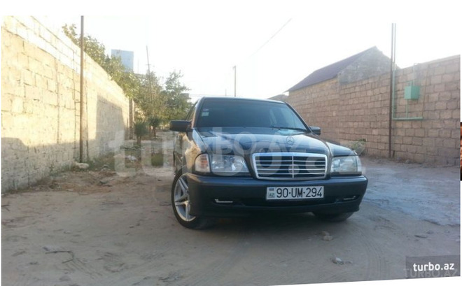 Mercedes C 180 2000, 2,180,000 km - 1.8 л - Bakı