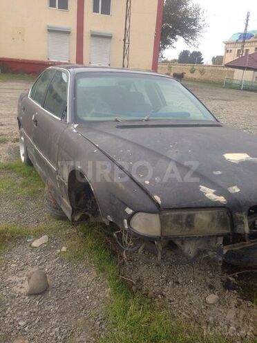BMW 740 1998, 110,000 km - 0.3 l - Yevlax