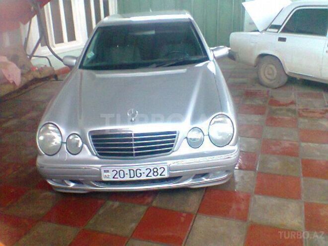 Mercedes E 240 2001, 2,130,000 km - 0.3 l - Gəncə