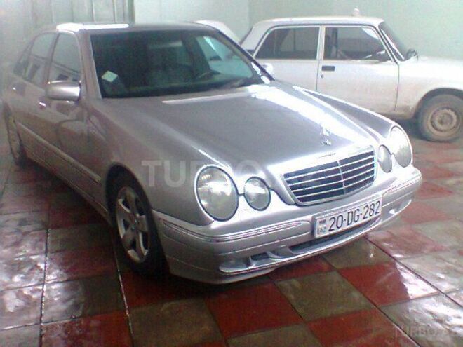 Mercedes E 240 2001, 2,130,000 km - 0.3 l - Gəncə
