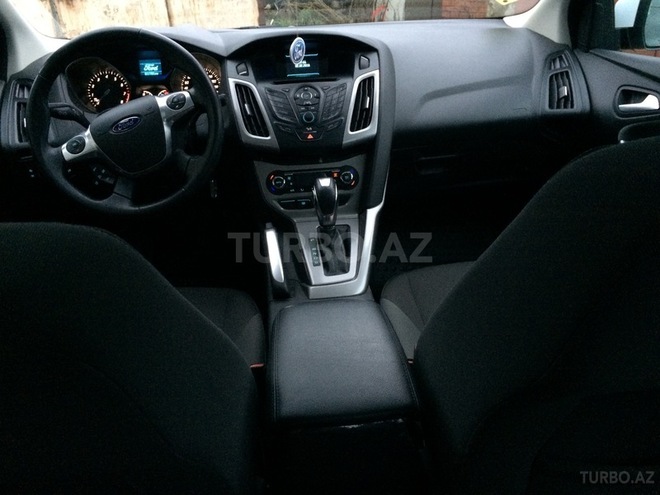 Ford Focus 2013, 17,701 km - 2.0 l - Lənkəran