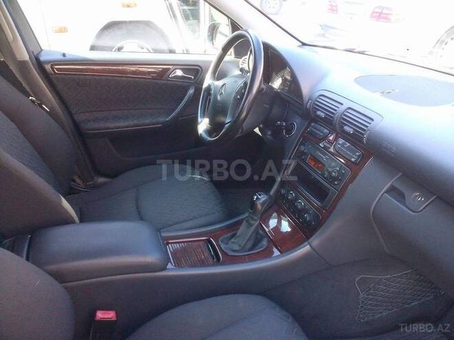 Mercedes C 180 2000, 166,000 km - 2.0 l - Bakı