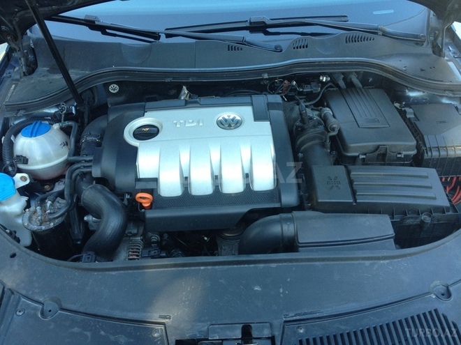 Volkswagen Passat 2006, 238,200 km - 2.0 л - Bakı